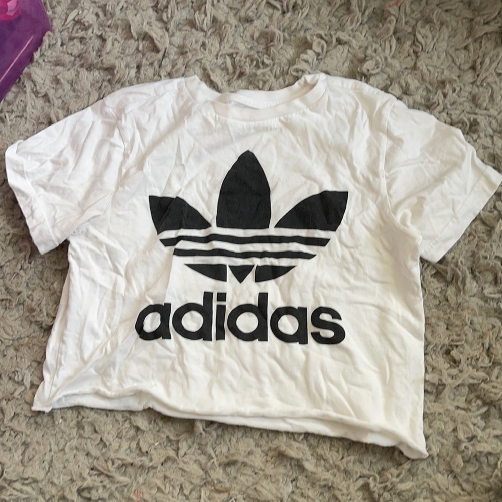 White crop top